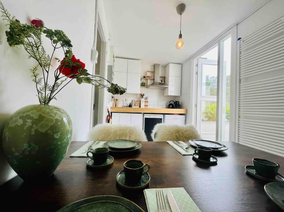 Heerlijk Appartement Centrum Breda En Restaurant! ภายนอก รูปภาพ